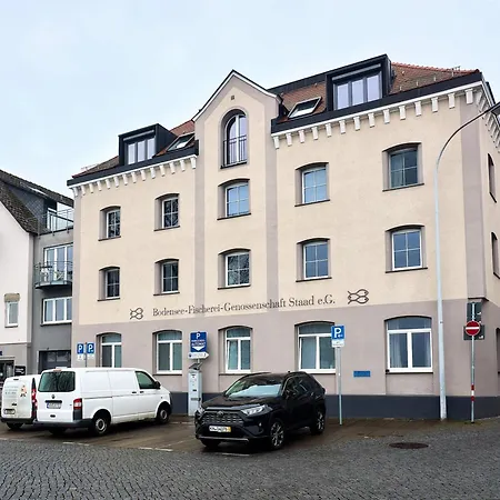 Seeglueck Hafenblick - Stilvolle Direkt Am Und Faehrhafen In Konstanz, In Der Naehe Der Universitaet