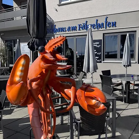 Seeglueck Hafenblick - Stilvolle Direkt Am Und Faehrhafen In Konstanz, In Der Naehe Der Universitaet *