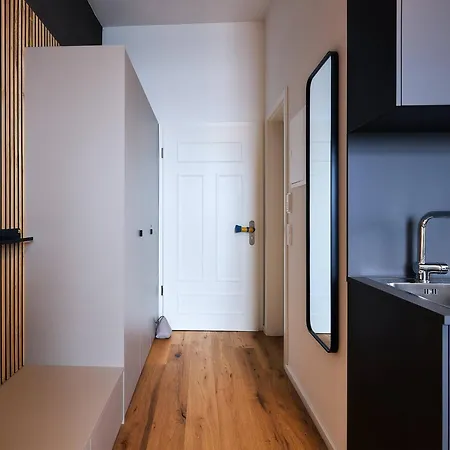 Seeglueck Hafenblick - Stilvolle Direkt Am Und Faehrhafen In Konstanz, In Der Naehe Der Universitaet דירה *