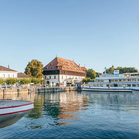 Apartment Seeglueck Hafenblick - Stilvolle Direkt Am Und Faehrhafen In Konstanz, In Der Naehe Der Universitaet Konstanz