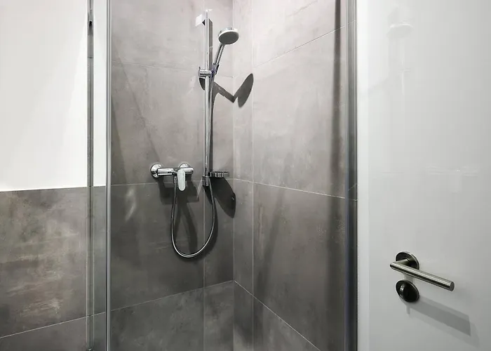 Apartment Seeglueck Hafenblick - Stilvolle Direkt Am Und Fährhafen In Konstanz, In Der Nähe Der Universität *